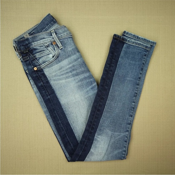 CITIZENS OF HUMANITY
Rocket Jeans - Picture 4 of 12